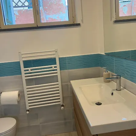 بيت ضيافة A Due Passi Da Sansone 3*