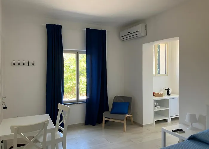 A Due Passi Da Sansone 3* Portoferraio